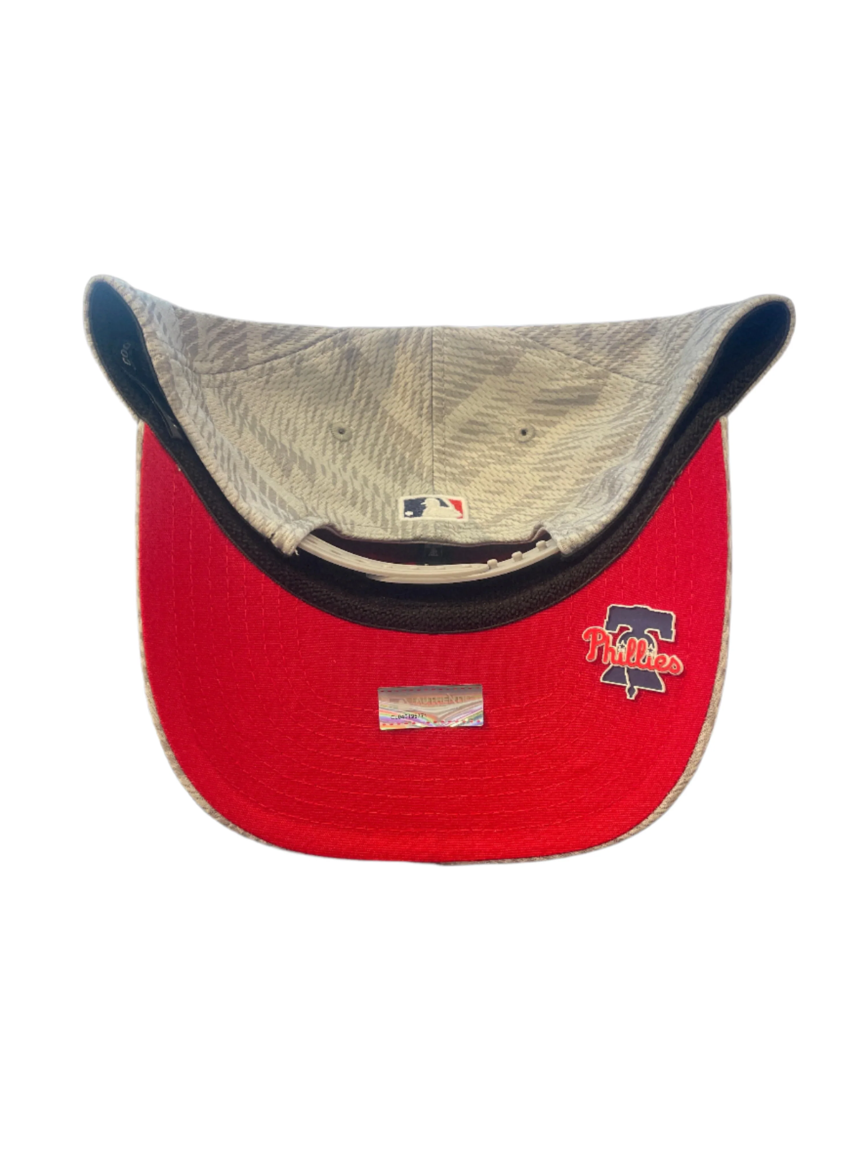 New Era 9Seventy Philadelphia Phillies Grey w/ Red P Stretch-Snap - Image 2